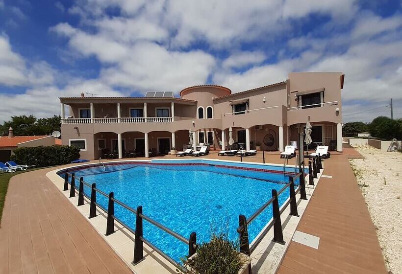 فندق Casa Rosa Montes