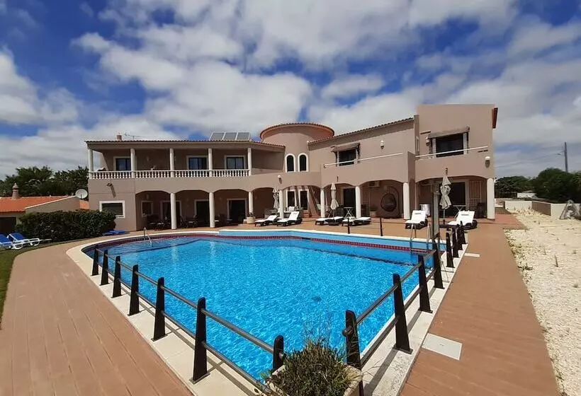 בית מלון כפרי Casa Rosa Montes