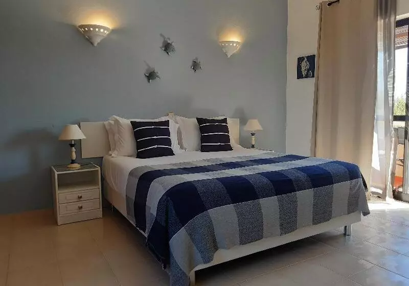 בית מלון כפרי Casa Rosa Montes