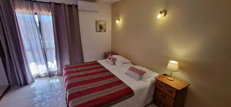 בית מלון כפרי Casa Rosa Montes