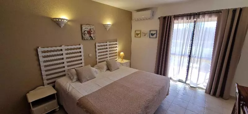 בית מלון כפרי Casa Rosa Montes