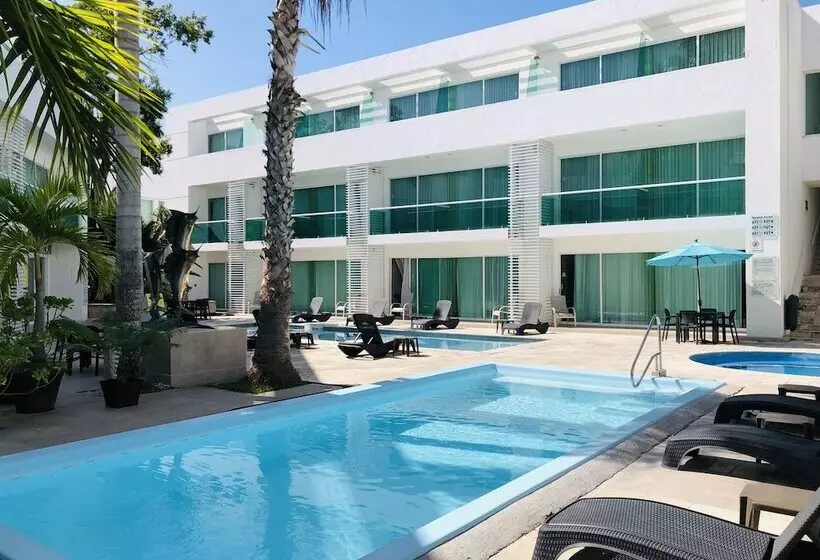 ホテル Los Cocos Chetumal