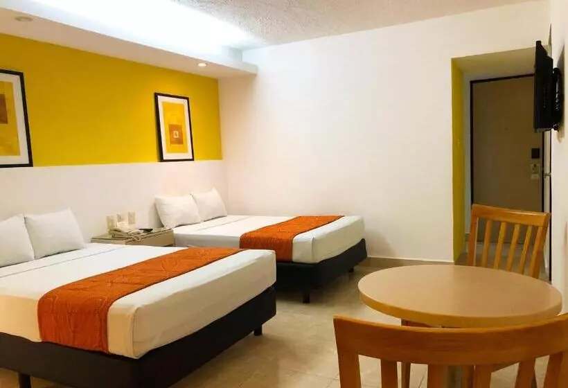 ホテル Los Cocos Chetumal