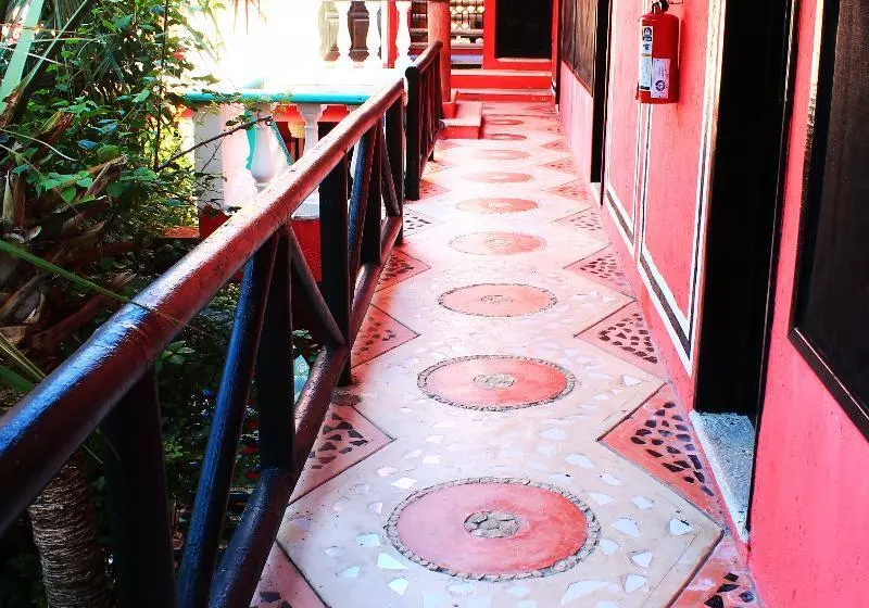 호텔 Maya Del Mar On Fifth Avenue