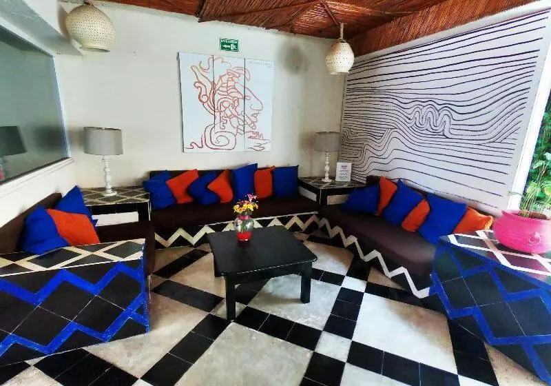 호텔 Maya Del Mar On Fifth Avenue