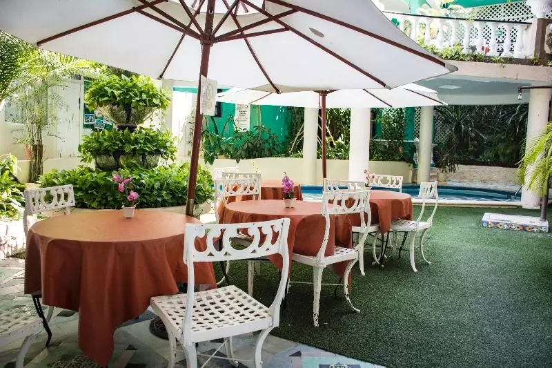 호텔 Maya Del Mar On Fifth Avenue