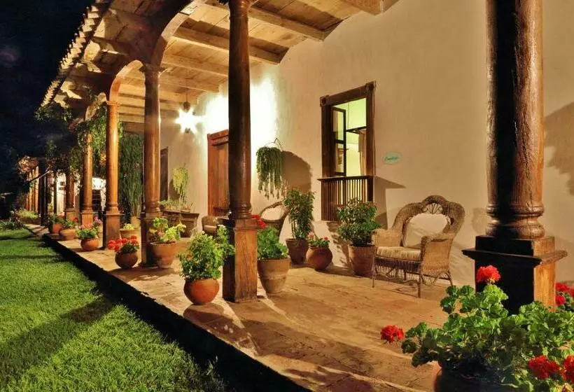 호텔 Parador Museo Santa Maria