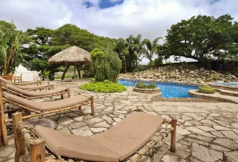 호텔 Parador Museo Santa Maria