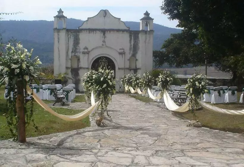 호텔 Parador Museo Santa Maria