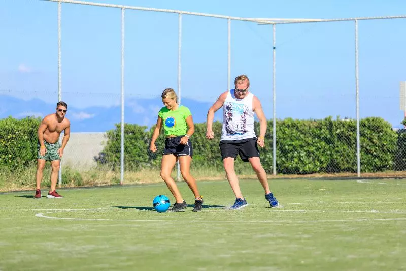 هتل Sovereign Beach