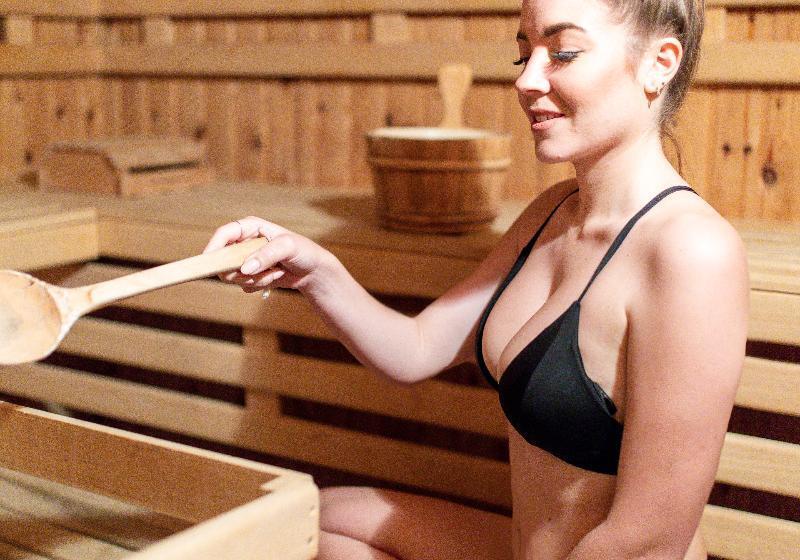 Отель Sovereign Beach