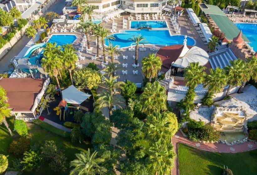 Aydinbey Famous Resort - Ultra All Inclusive