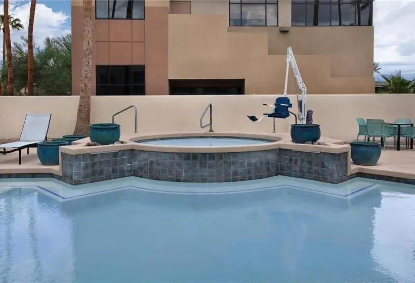 Holiday Inn Express Hotel & Suites Scottsdale   Old Town, An Ihg