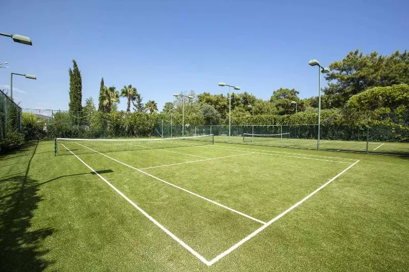 Отель The Norm Oriental