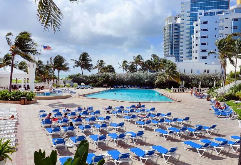 فندق Deauville Beach Resort