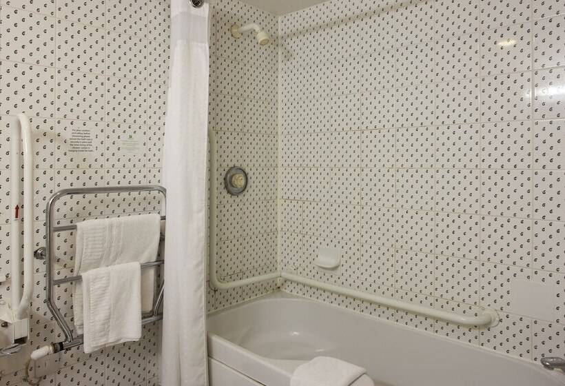 ホテル Holiday Inn Colchester, An Ihg