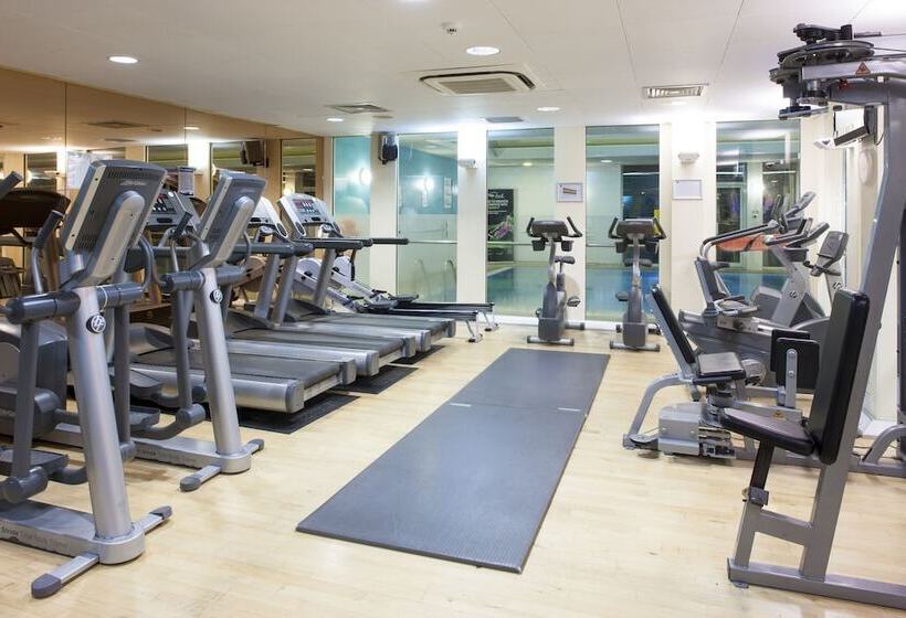 ホテル Holiday Inn Colchester, An Ihg