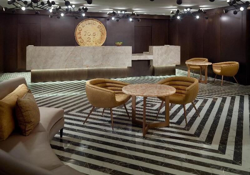 هتل Omni Charlotte