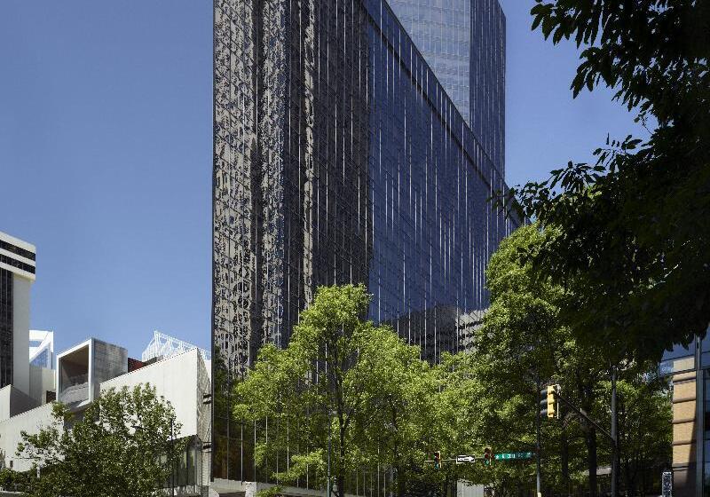 هتل Omni Charlotte