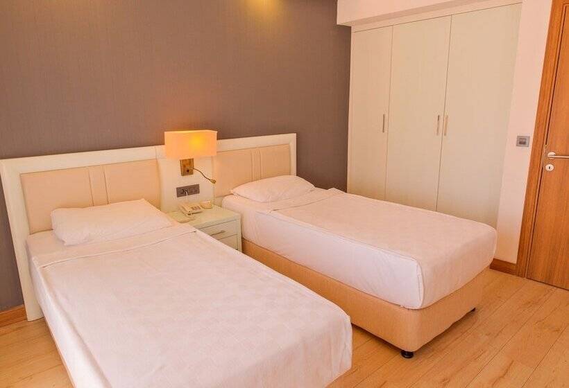 בית מלון כפרי Orka Village Hisarönü