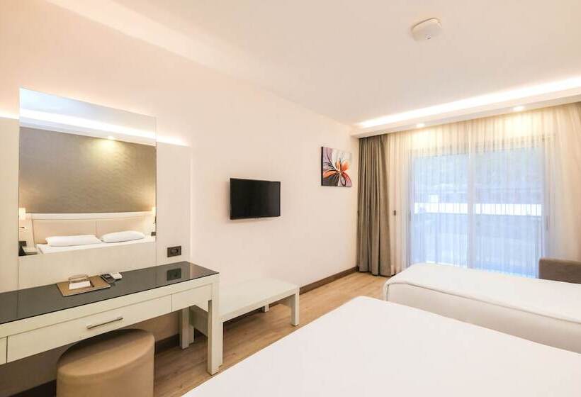 בית מלון כפרי Orka Village Hisarönü