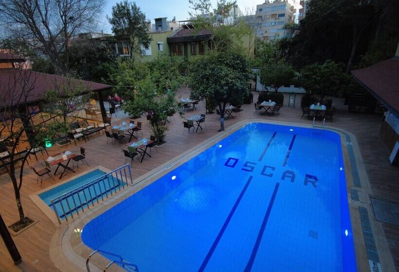 هتل Oscar Garden