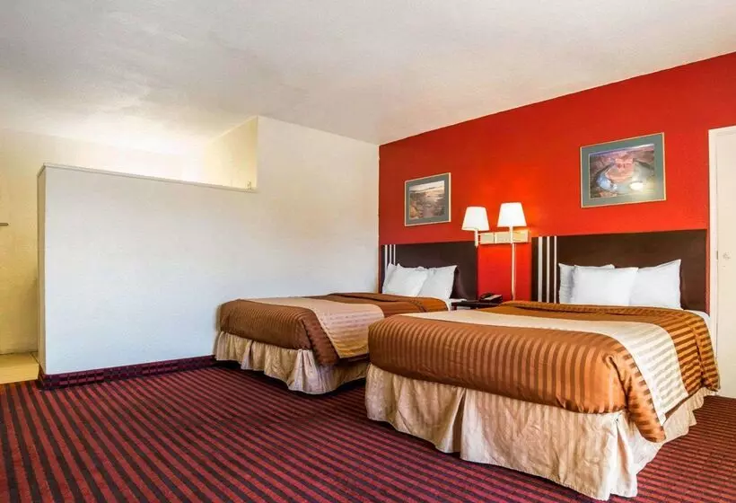 هتل Rodeway Inn At Lake Powell
