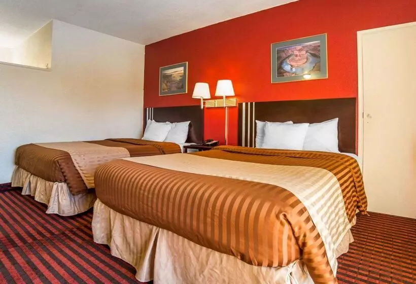 هتل Rodeway Inn At Lake Powell