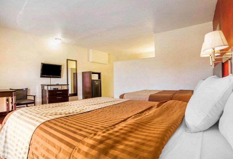 Отель Rodeway Inn At Lake Powell