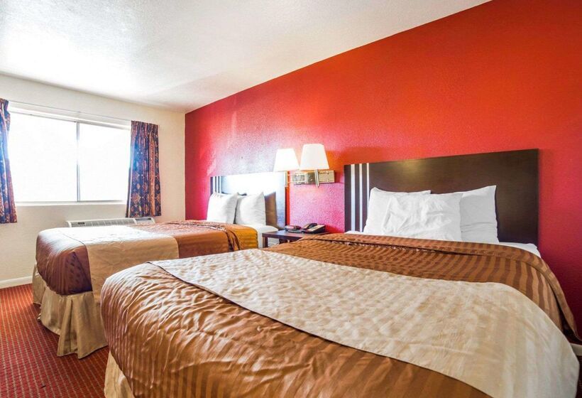 Отель Rodeway Inn At Lake Powell