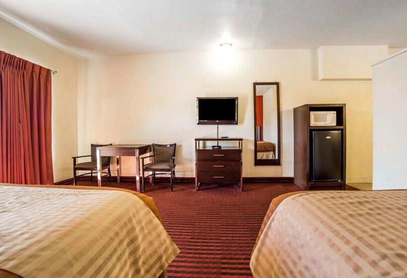 Отель Rodeway Inn At Lake Powell