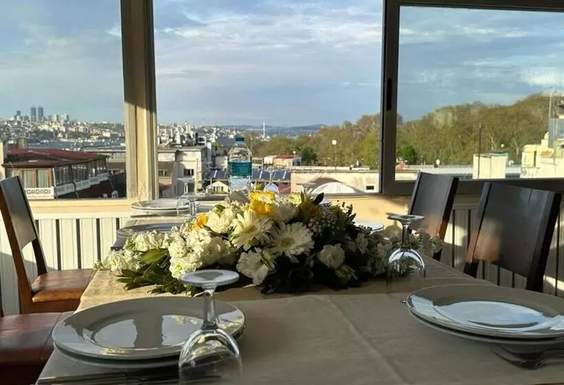 ホテル Sude Konak