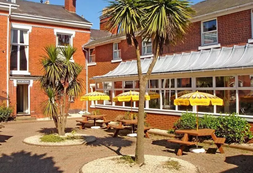 בית מלון כפרי The Edgbaston Palace