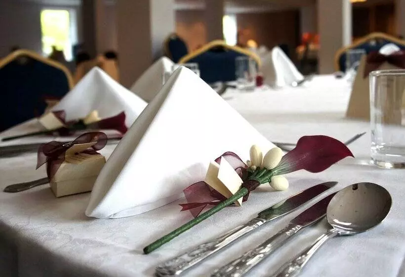 בית מלון כפרי The Edgbaston Palace