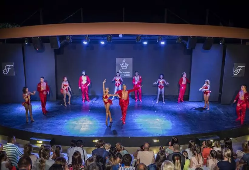 Отель The Norm Oriental