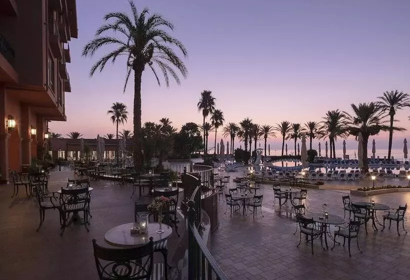 Отель The Norm Oriental