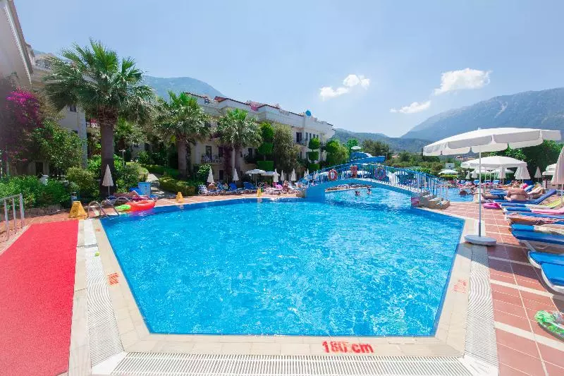 Отель Yel Holiday Resort   All Inclusive