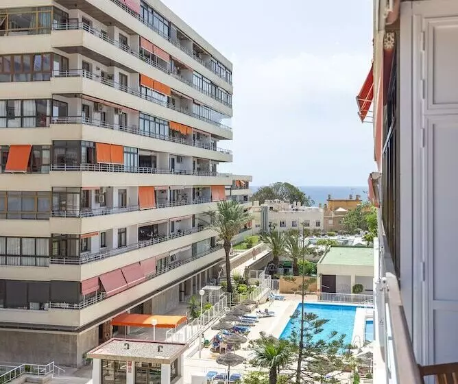 Apartamentos La Nogalera