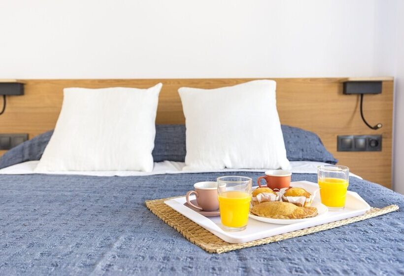 Apartamentos La Nogalera