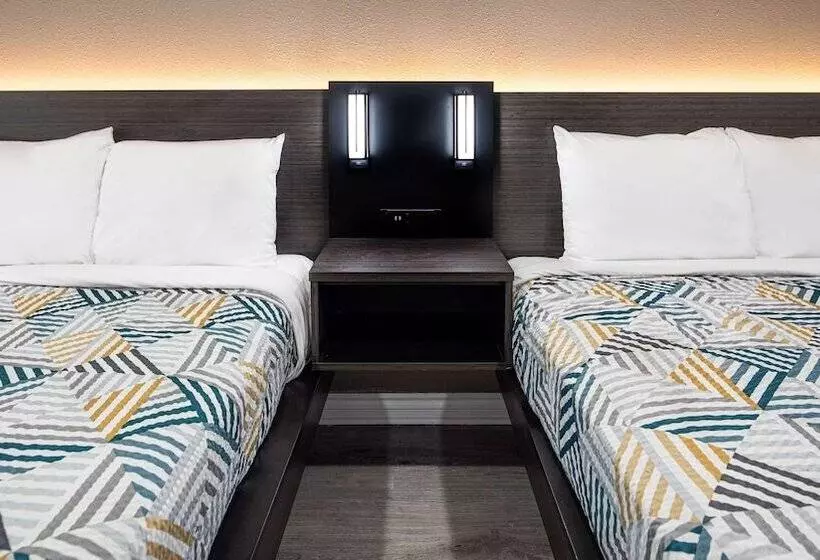 Motel 6anaheim, Ca  Convention Center