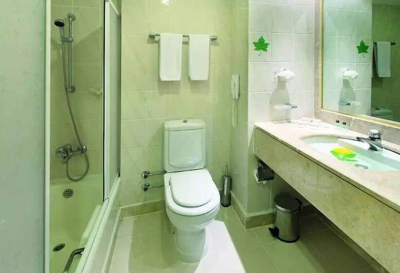 Perre La Mer Hotel Resort & Spa