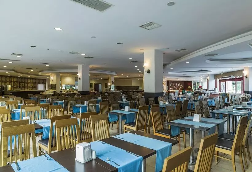 Perre La Mer Hotel Resort & Spa