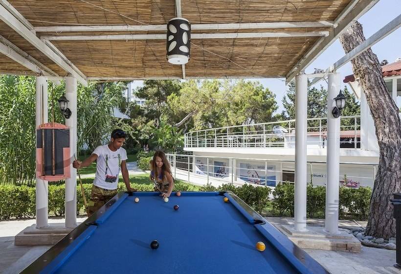 Perre La Mer Hotel Resort & Spa