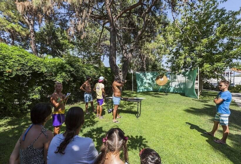 Perre La Mer Hotel Resort & Spa