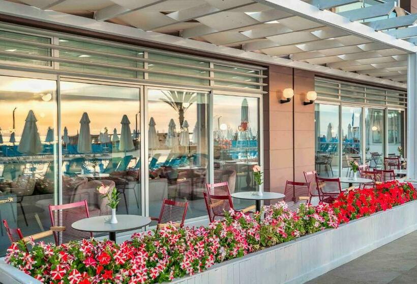 هتل Corendon Playa Kemer