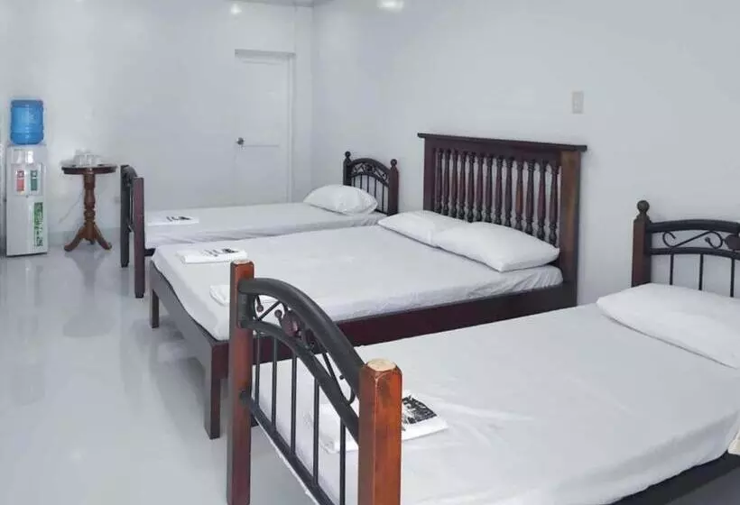 ホテル Reddoorz At Guimod Transient House Ilocos Sur