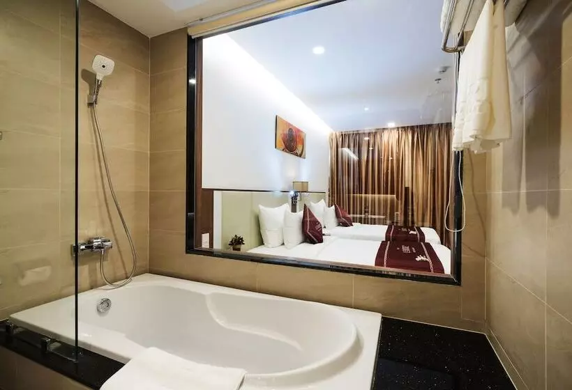 Lemore Hotel Nha Trang