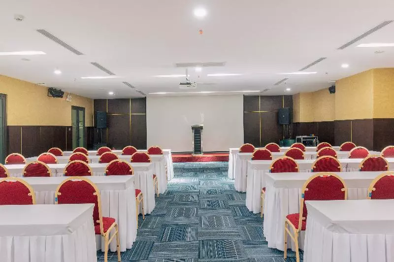 Lemore Hotel Nha Trang