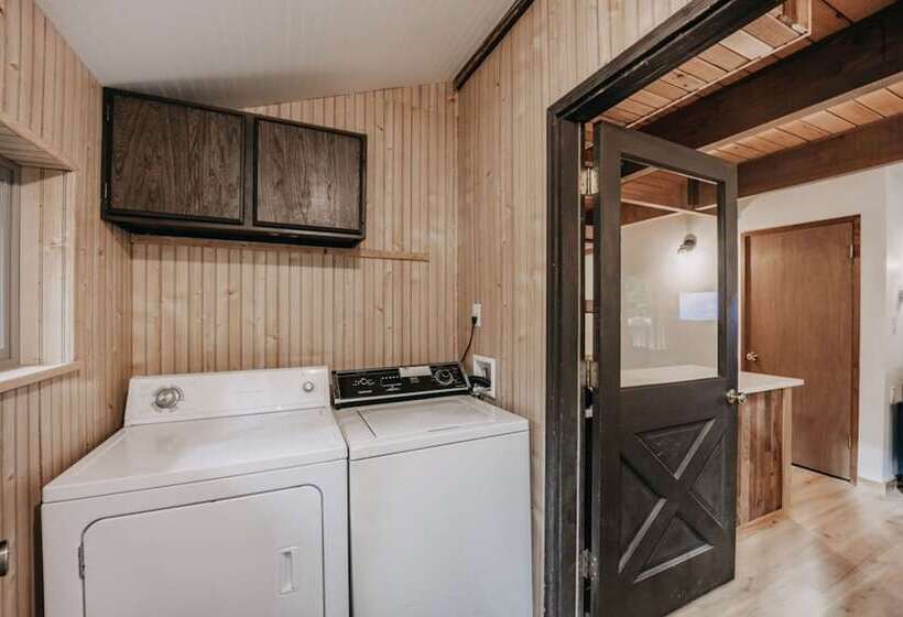 27gs   Bbq   Pets Ok   Wifi   Sleeps 8