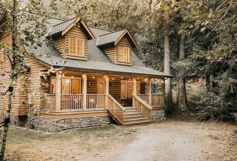 89gs   Hot Tub   Pets Ok   Wifi   Sleeps 4